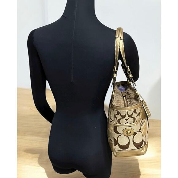 Y2K Coach 12740 Limited Edition Patchwork Gallery Tote & Wristlet - Picture 10 of 15